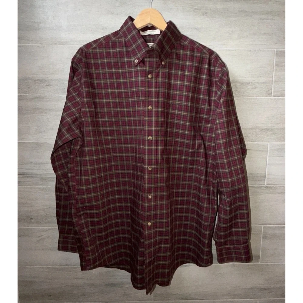 L.L. Bean 100% Cotton Wrinkle Resistant Traditional Fit Plaid Shirt Men's Size M